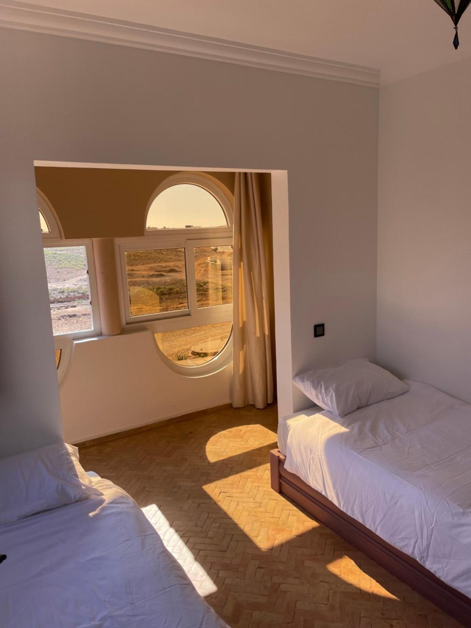 The Rainbow House Apartment Мирлефт Екстериор снимка