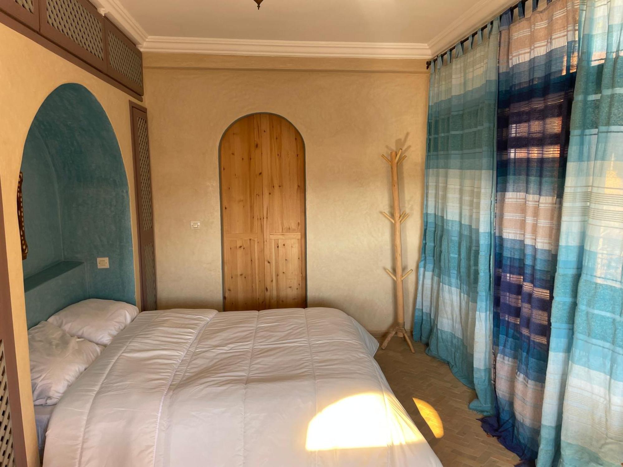 The Rainbow House Apartment Мирлефт Екстериор снимка