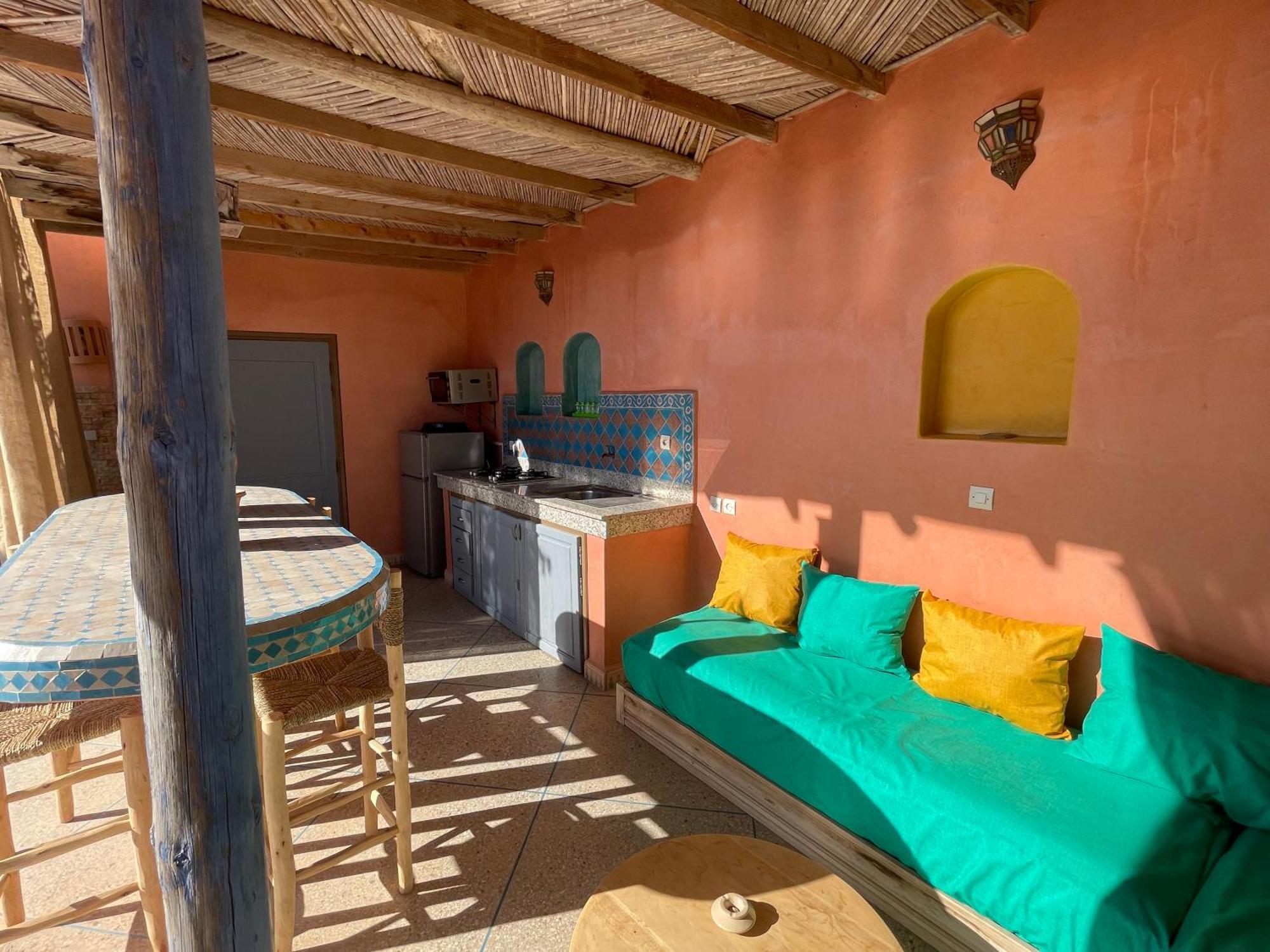 The Rainbow House Apartment Мирлефт Екстериор снимка