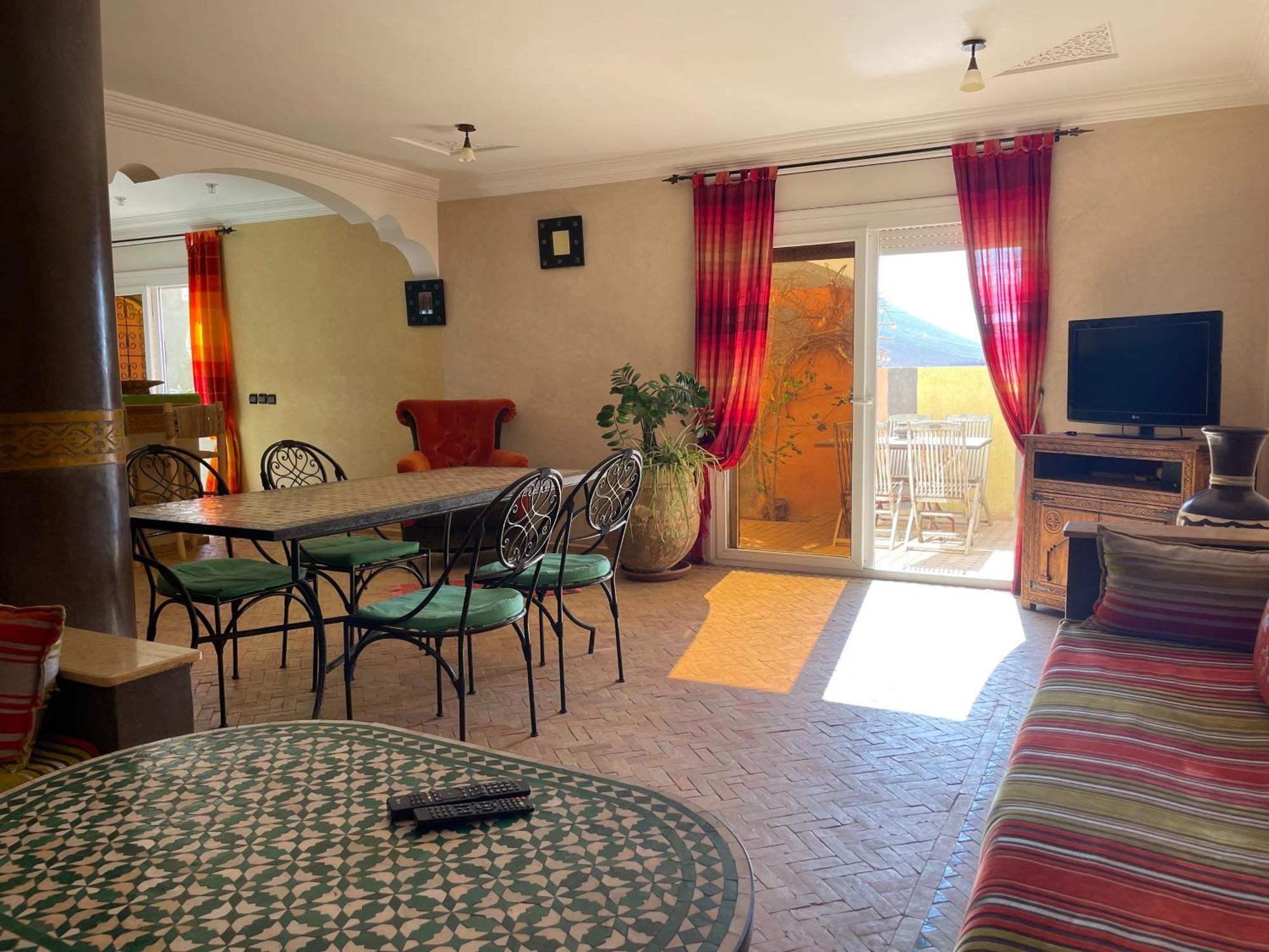 The Rainbow House Apartment Мирлефт Екстериор снимка